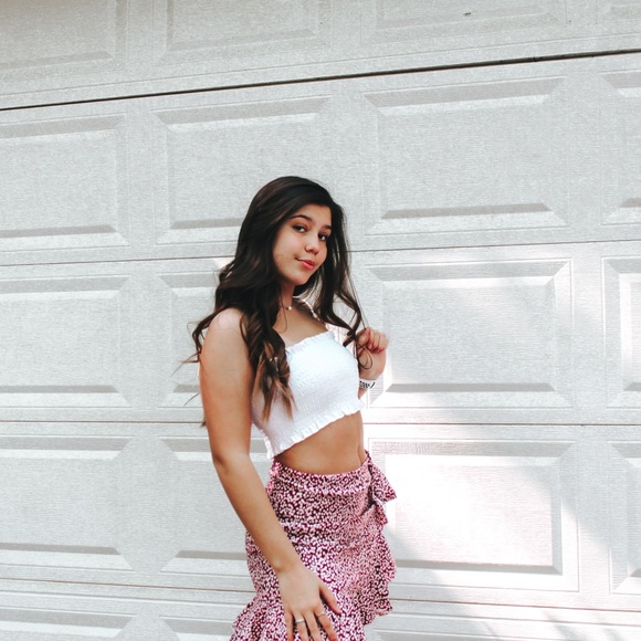 meet your posher!! - Picture 4 of 8